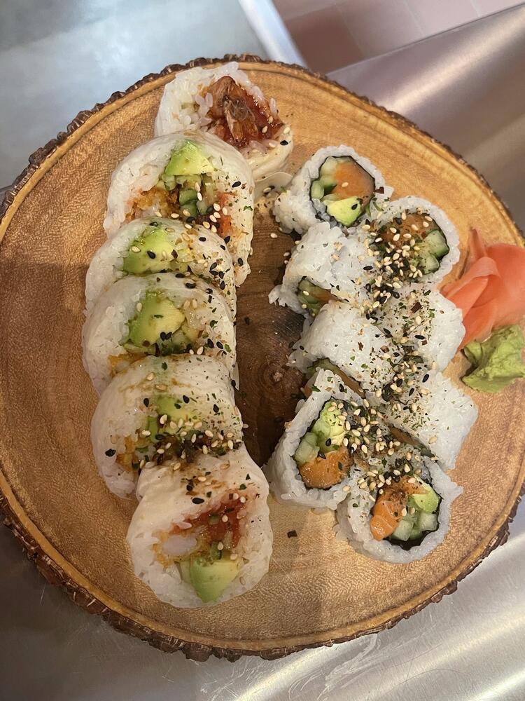 Maki-2 Rolls Combo